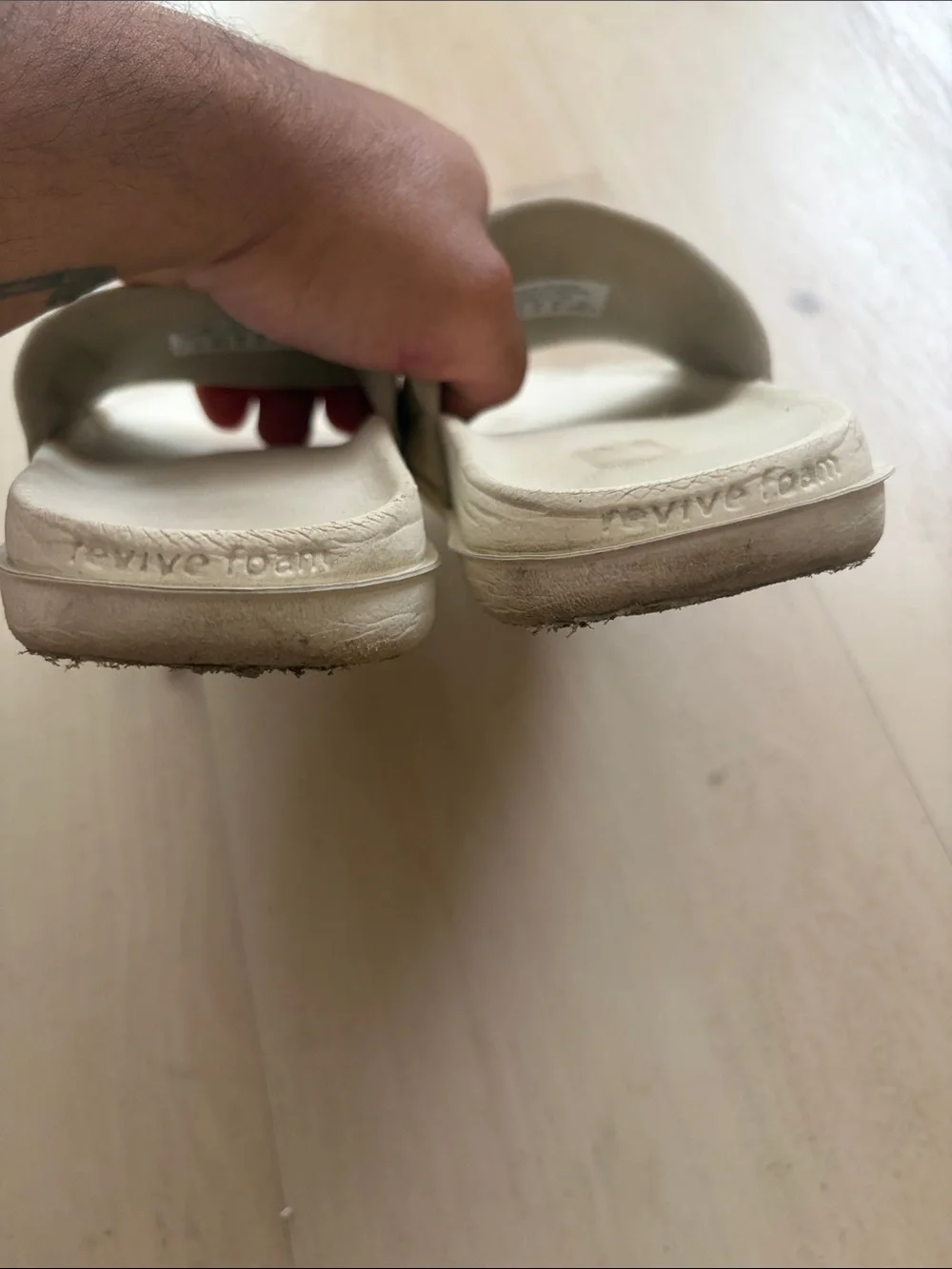 kids nike revive foam slides ivory sz 6y